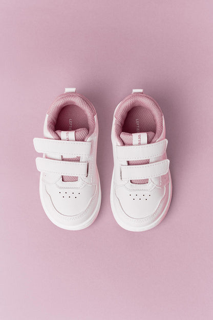 Minimalist athletic shoe