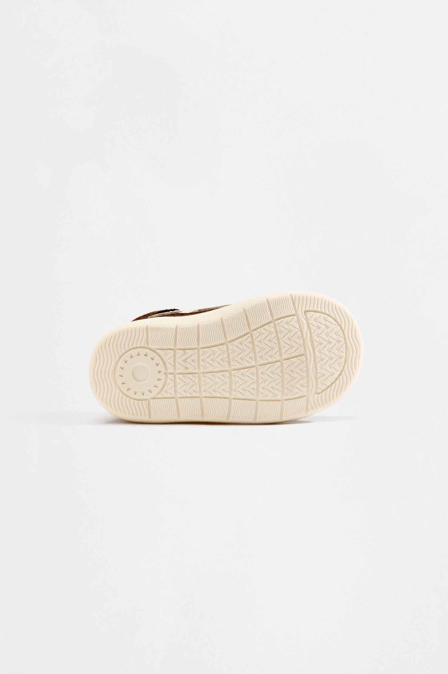 Combined barefoot sneakers