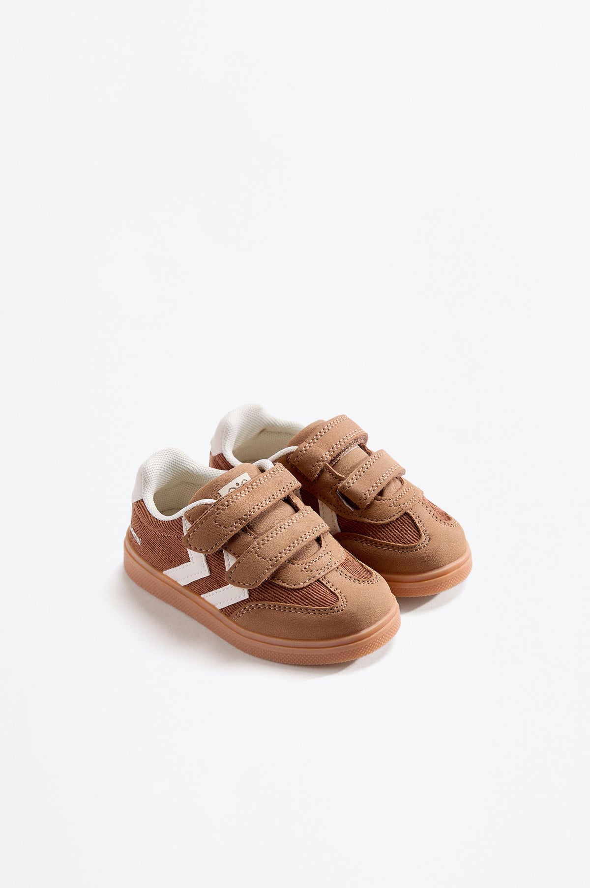 Hummel suede corduroy sneaker