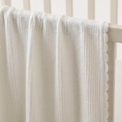 Juniors Knitted Blanket with Scallop Hem - 81x107 cms