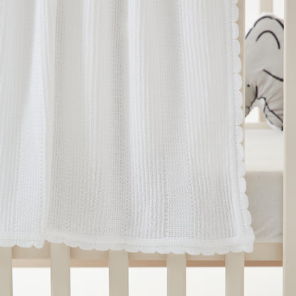 Juniors Knitted Blanket with Scallop Hem - 81x107 cms