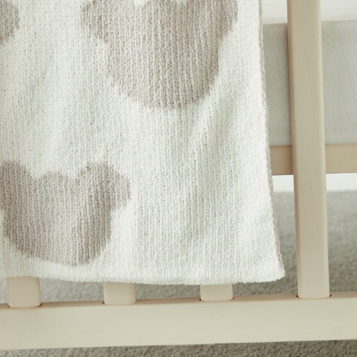 Juniors Bear Textured Blanket - 75x100 cm