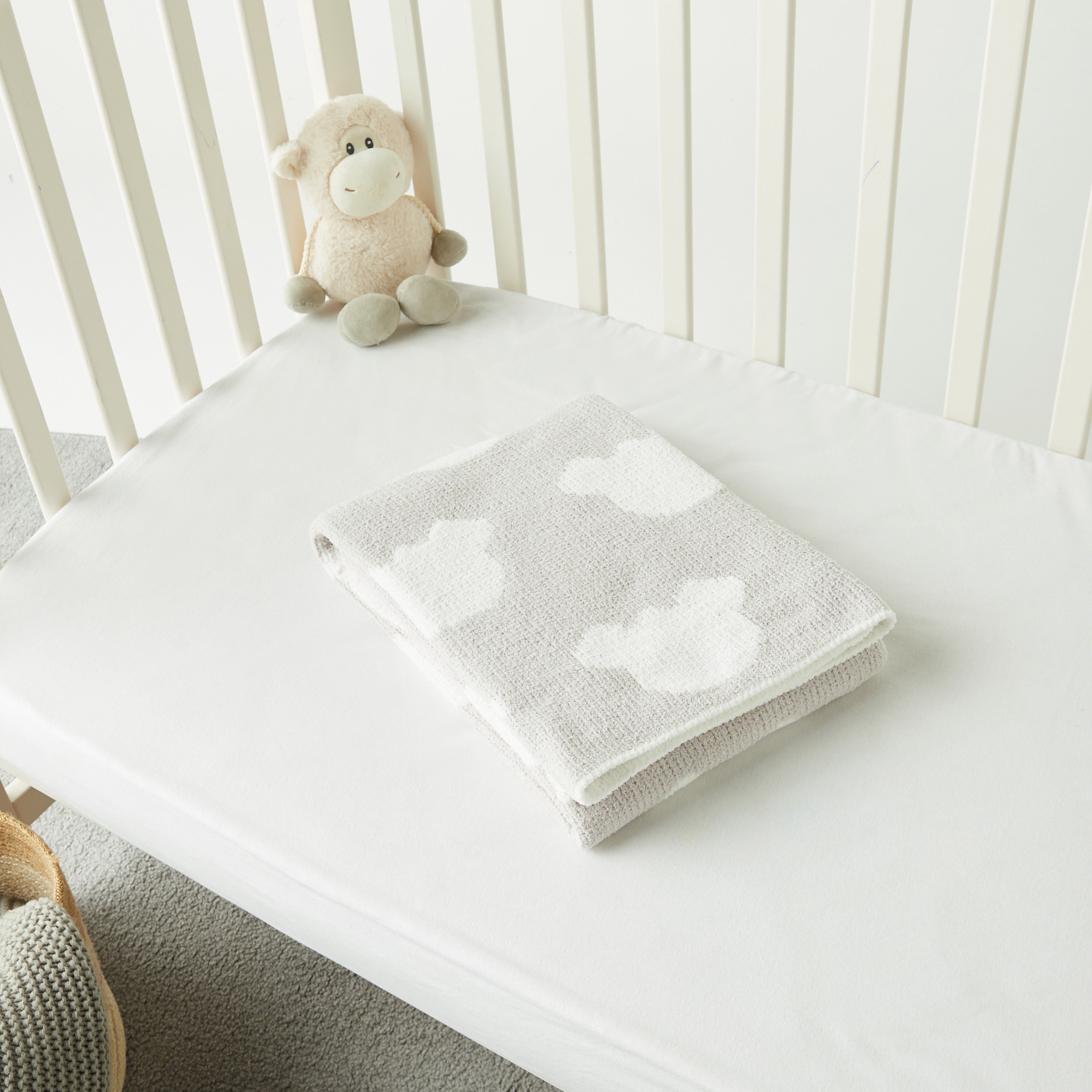 Juniors Bear Textured Blanket - 75x100 cm