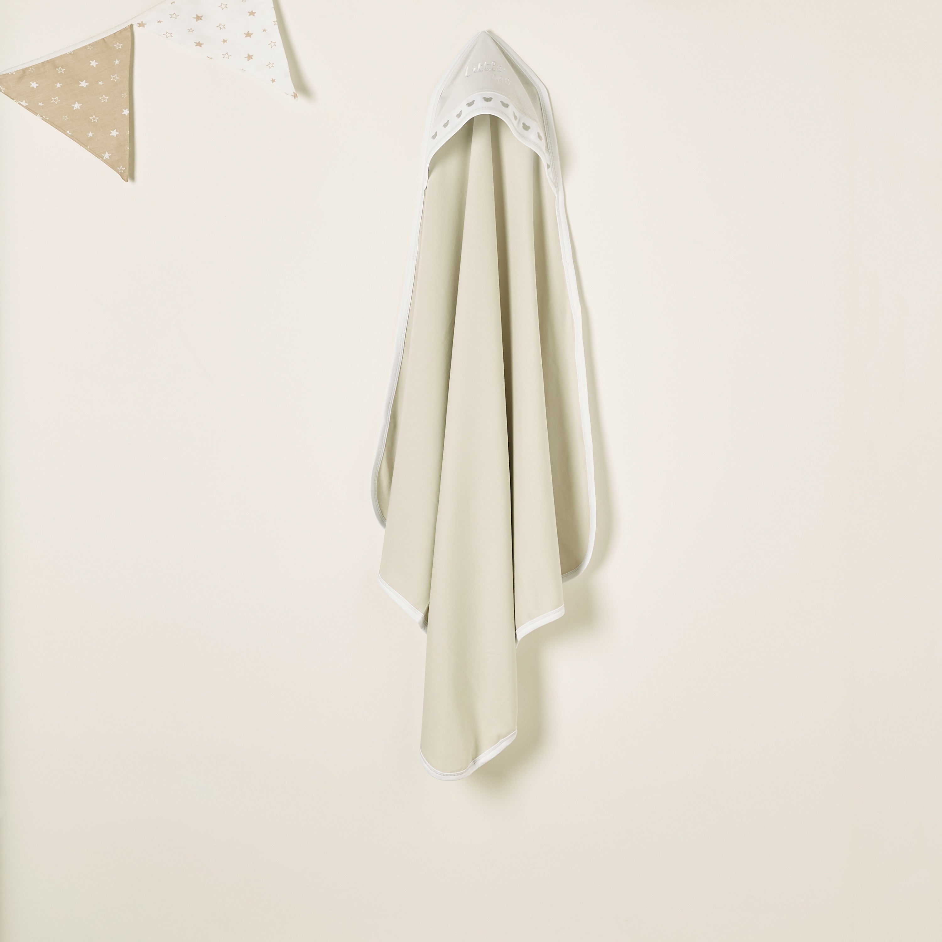 Juniors Embroidered Receiving Blanket with Hood - 80x80 cm - HomeBabyNurseryBlankets &amp; SwaddlesReceiving Blankets