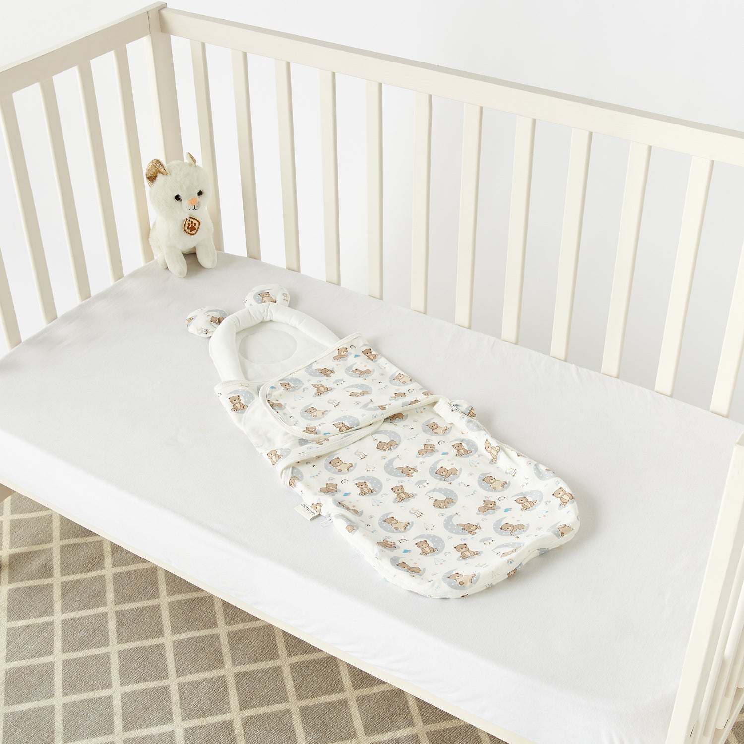 Juniors All-Over Teddy Bear Print Sleeping Bag with Wrap and Pillow - 0-6 months - HomeBabyNurseryBlankets &amp; SwaddlesSwaddles &amp; Sleeping Bags