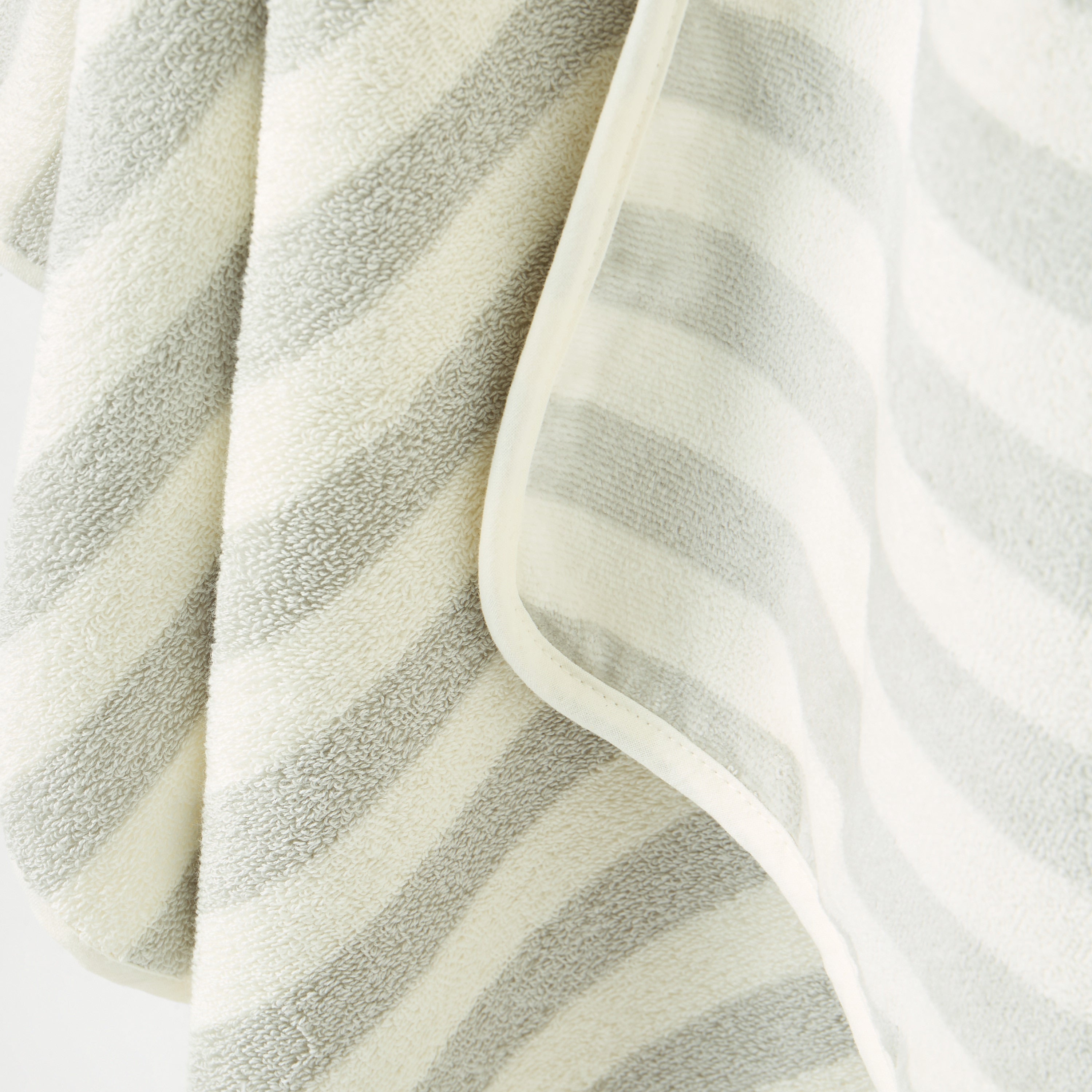 Juniors Striped Hooded Towel - 75x75 cm