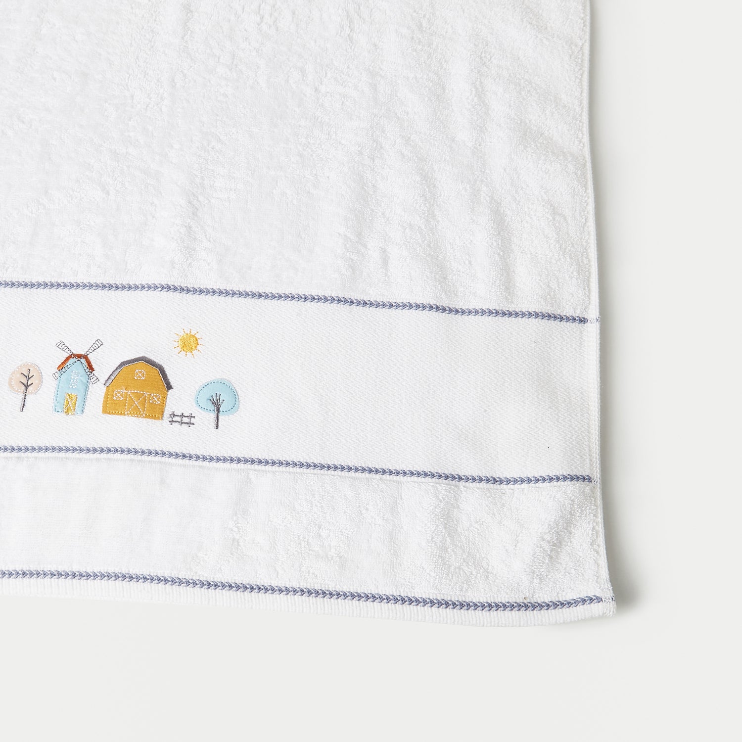 Juniors Embroidered Towel - 60x120 cm