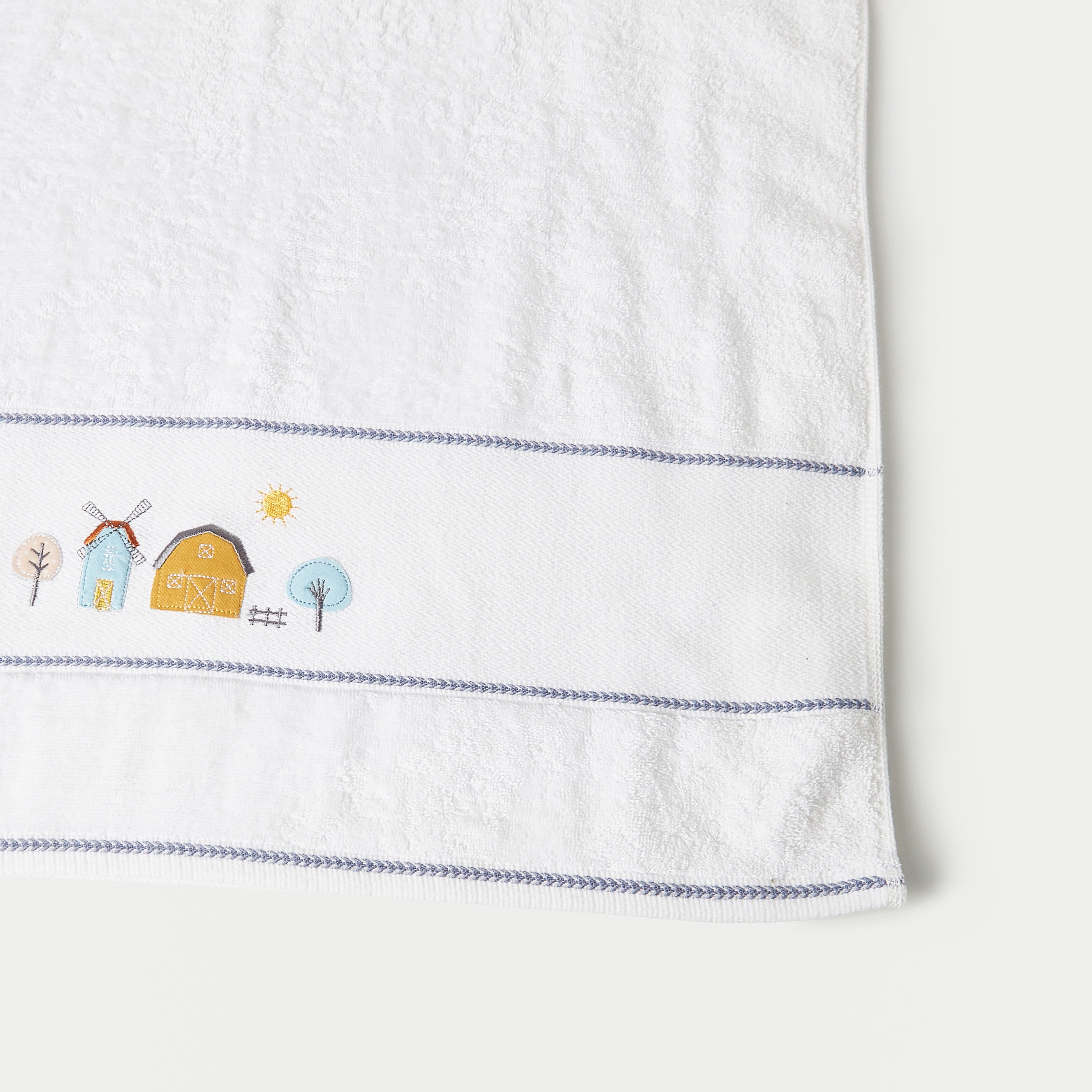 Juniors Embroidered Towel - 60x120 cm