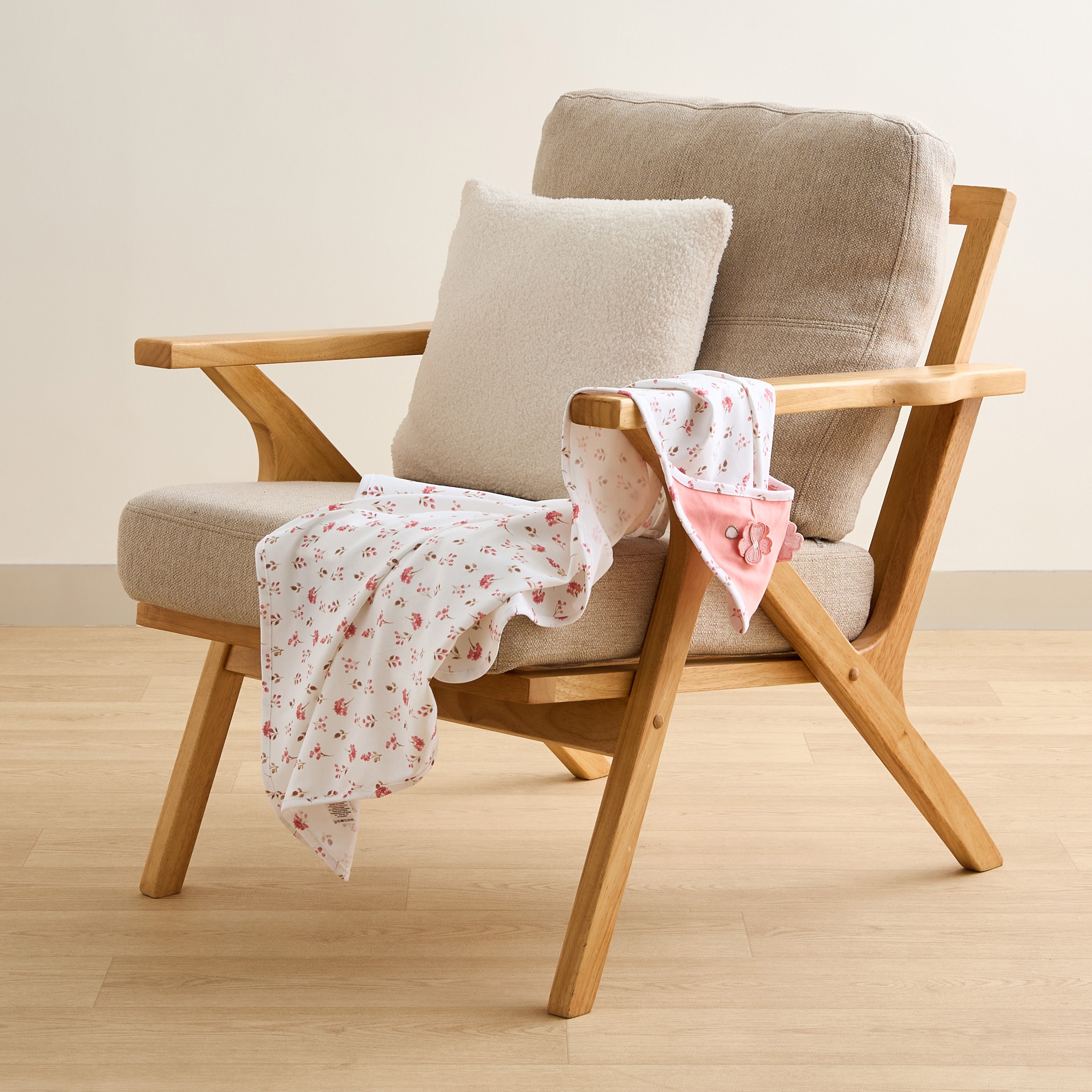 Juniors All-Over Floral Print Receiving Blanket - 70x70 cm