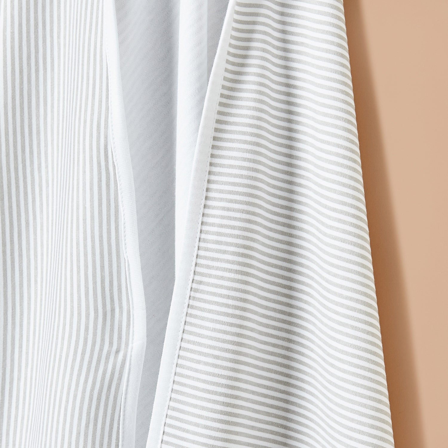 Juniors Striped Hooded Blanket - 80x80 cm