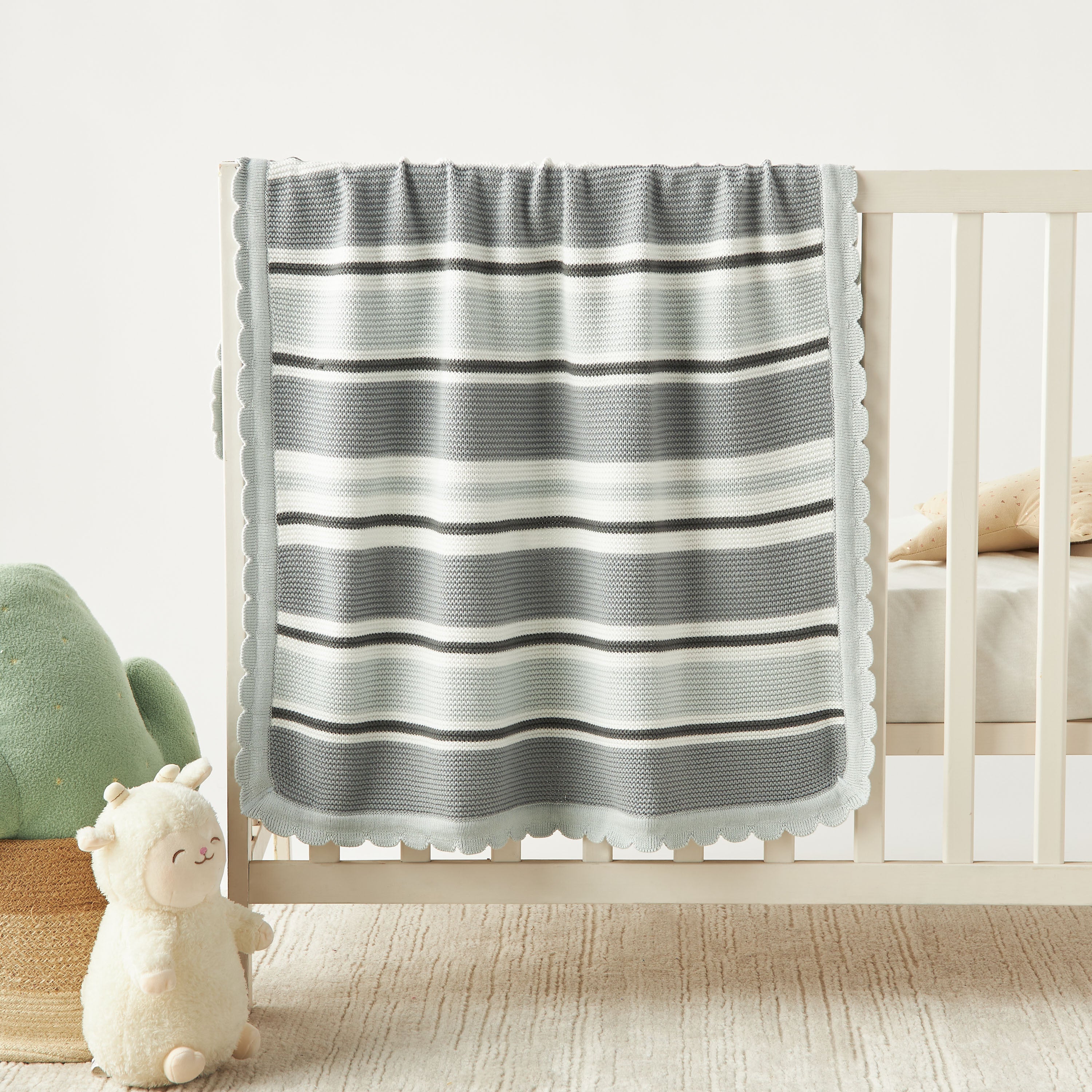 Juniors Striped Raschel Blanket - 70x90 cm - HomeBabyNurseryBlankets &amp; SwaddlesBlankets &amp; Quilts