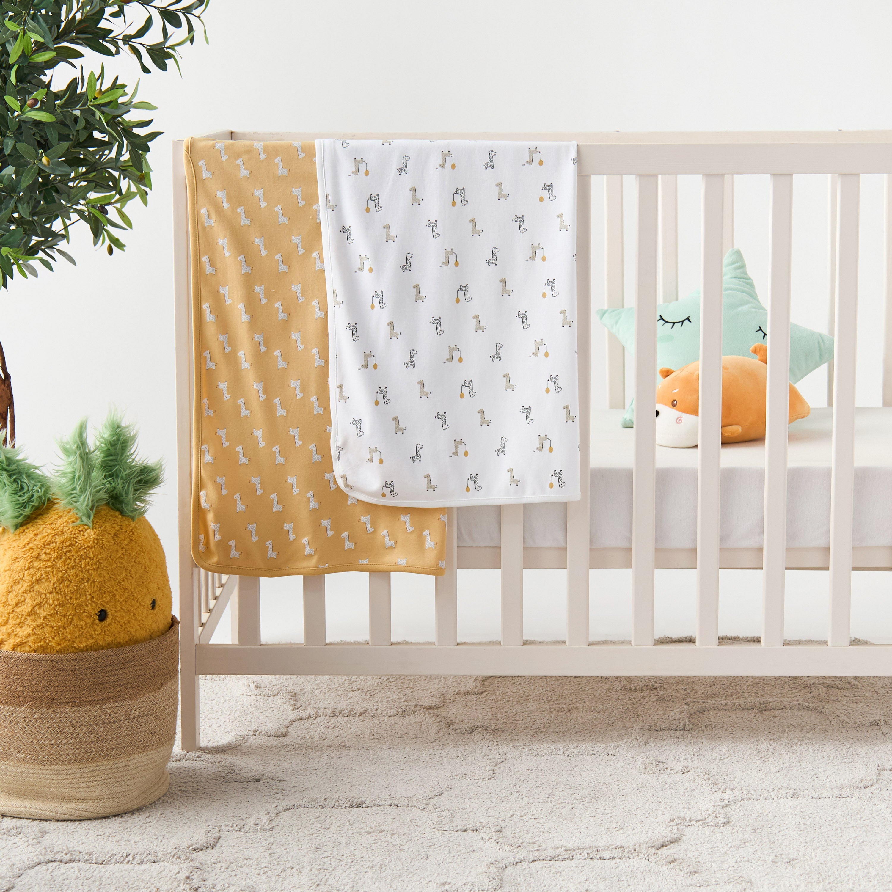 Juniors Giraffe Print 2-Piece Receiving Blanket Set - 70x70 cm - HomeBabyNurseryBlankets &amp; SwaddlesReceiving Blankets