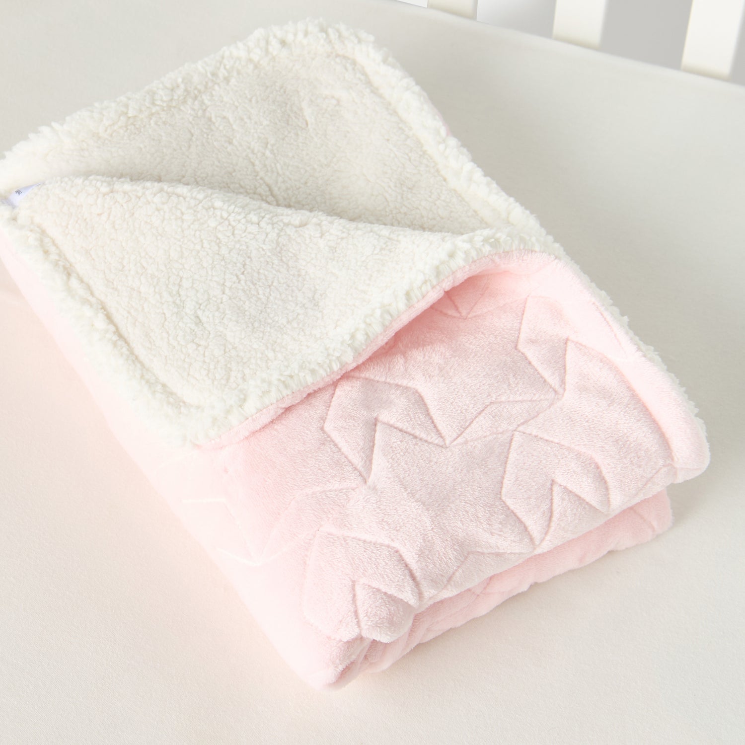 Juniors Swan Embroidered Raschel Blanket - 76x102 cm