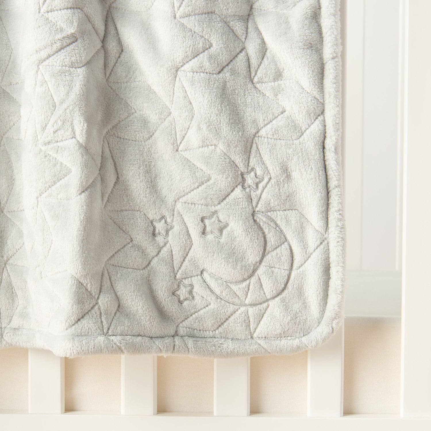 Juniors Star and Moon Embroidered Raschel Blanket - 76x102 cm