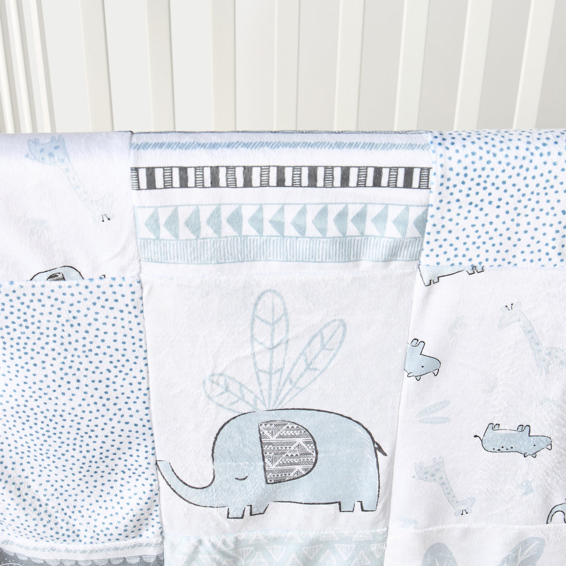 Juniors Patchwork Print Sherpa Raschel Blanket - 76x102 cm
