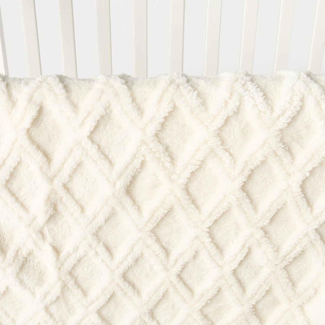 Juniors Textured Raschel Blanket - 76x102 cm