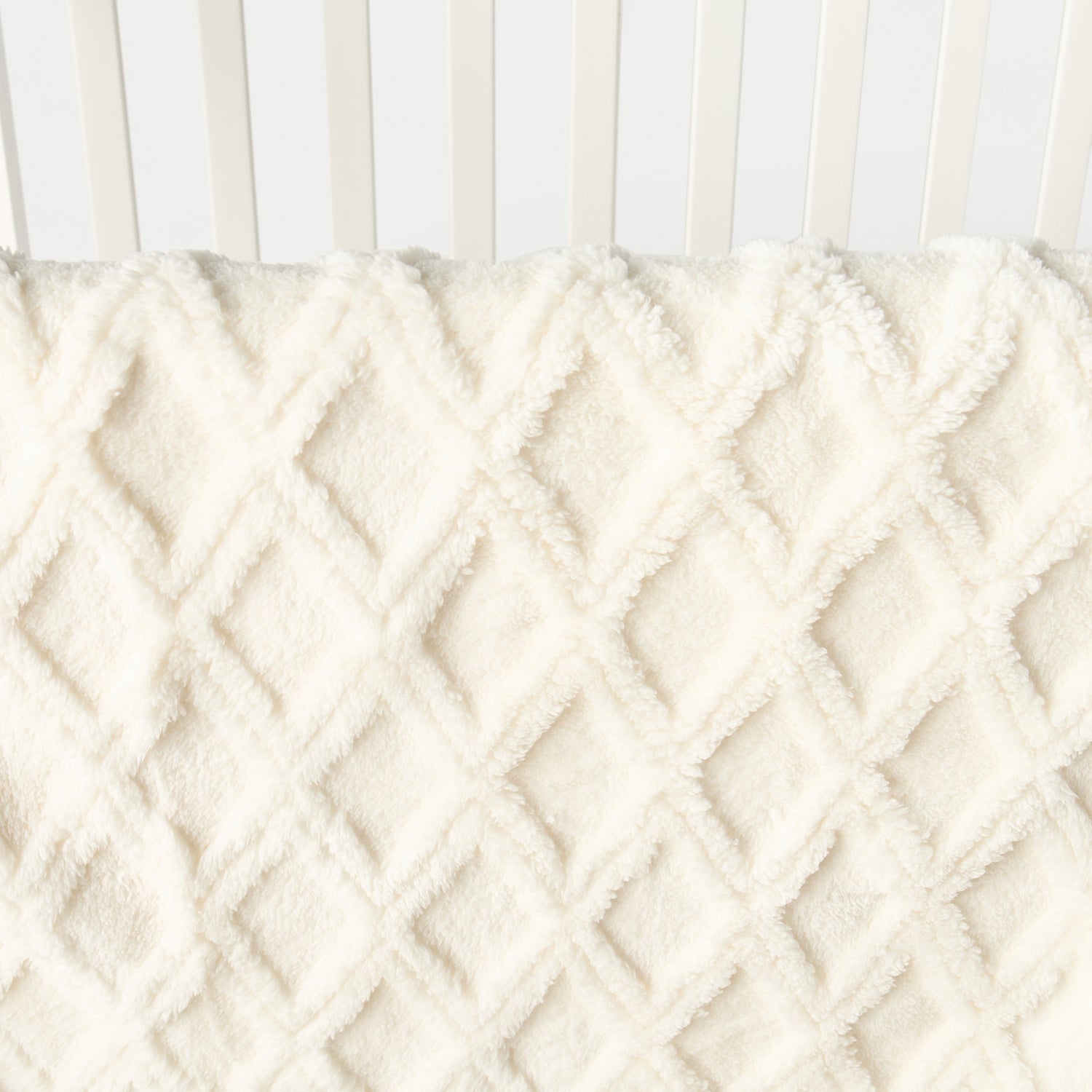 Juniors Textured Raschel Blanket - 76x102 cm