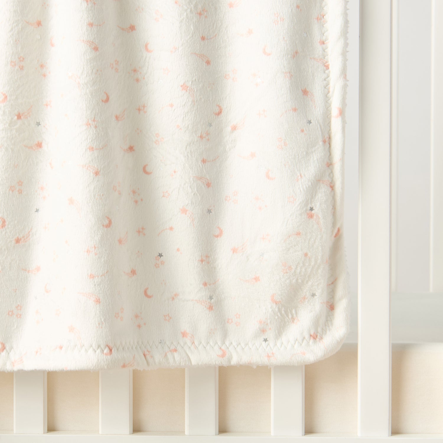 Juniors Printed Velboa Raschel Blanket - 76x102 cm