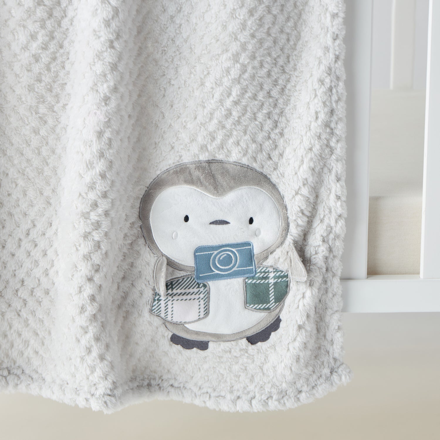Juniors Penguin Applique Waffle Textured Raschel Blanket - 80x110 cm