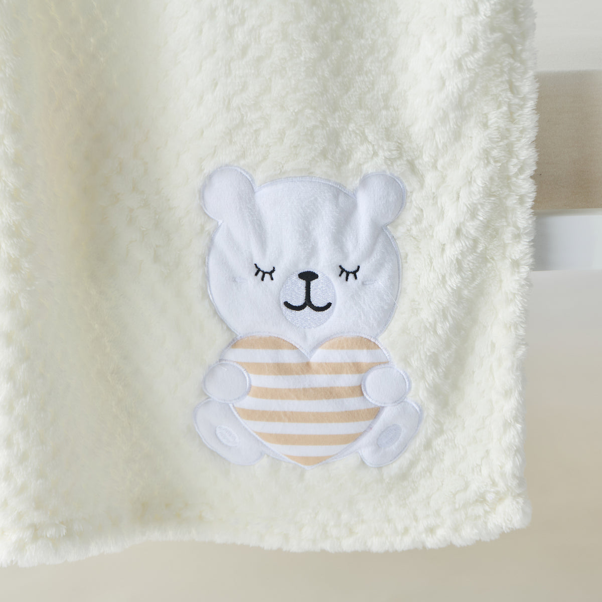 Juniors Bear Applique Waffle Fleece Raschel Blanket - 80x110 cm