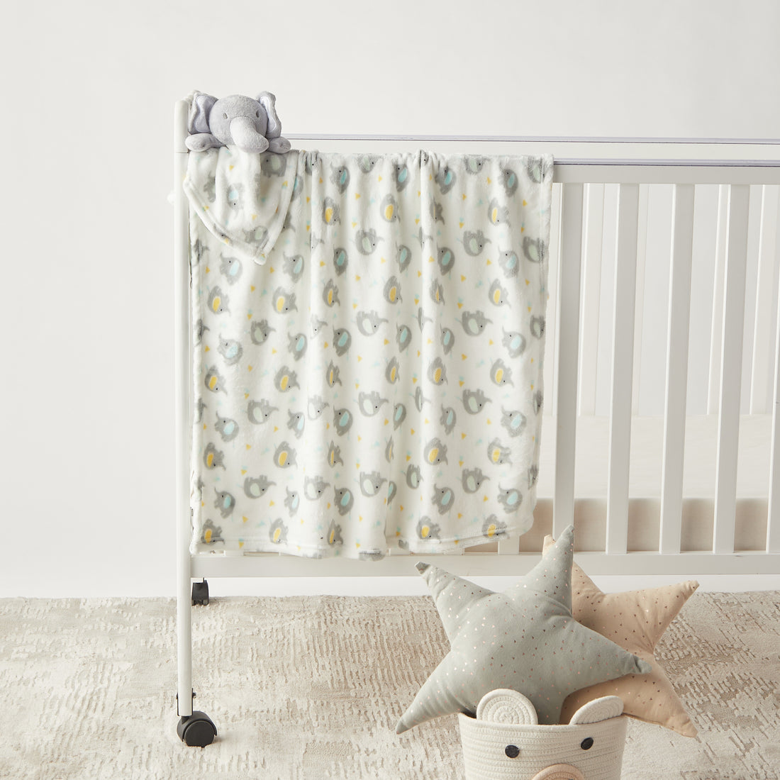 Juniors All-Over Elephant Print Blanket with Soft Toy - 75x90 cm - HomeBabyNurseryBlankets &amp; SwaddlesBlankets &amp; Quilts