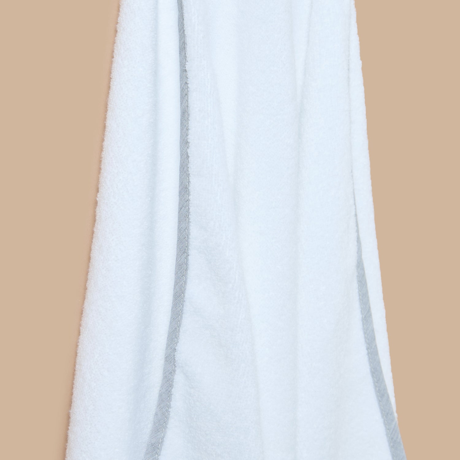 Giggles Coloublock Hooded Towel - 75x75 cm