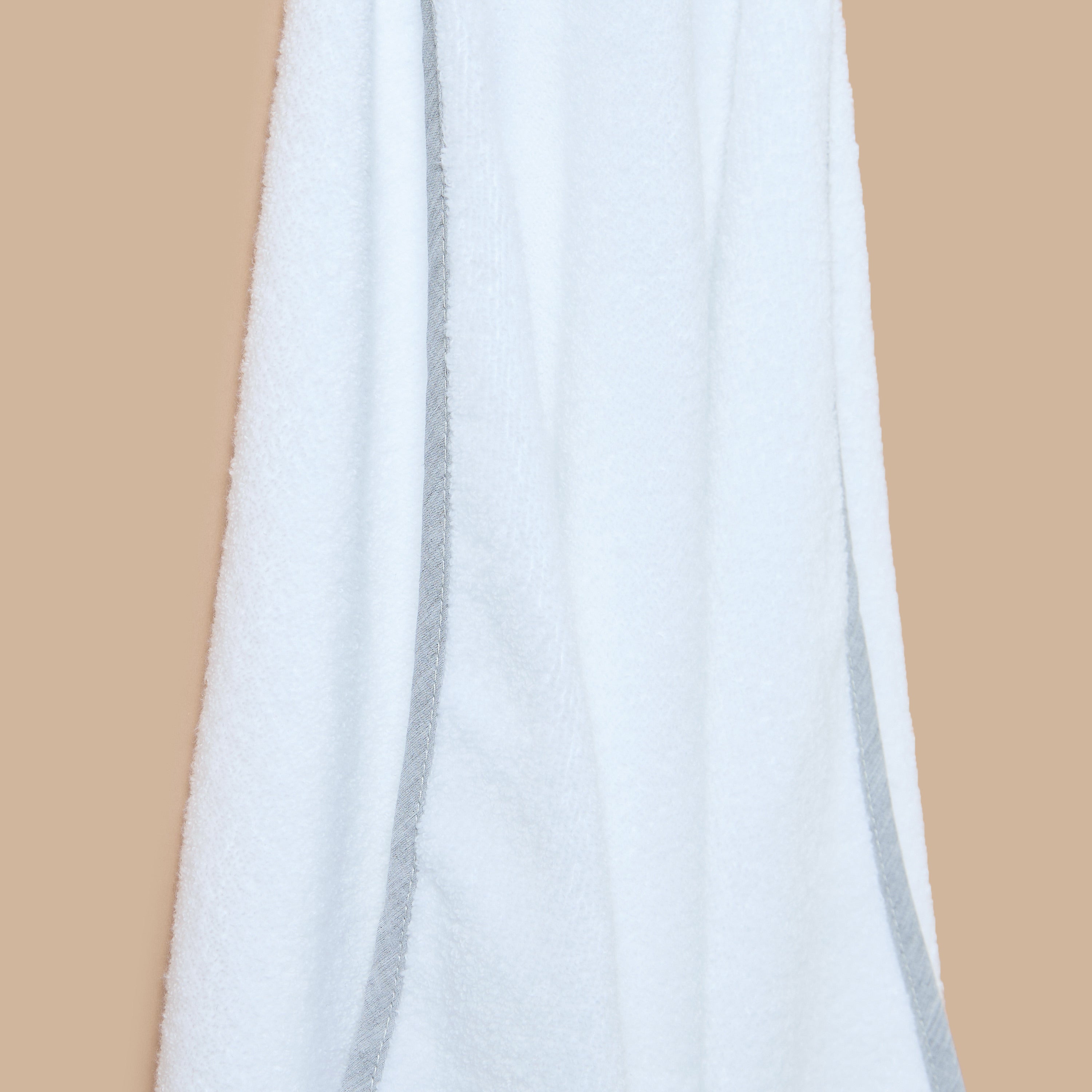 Giggles Coloublock Hooded Towel - 75x75 cm