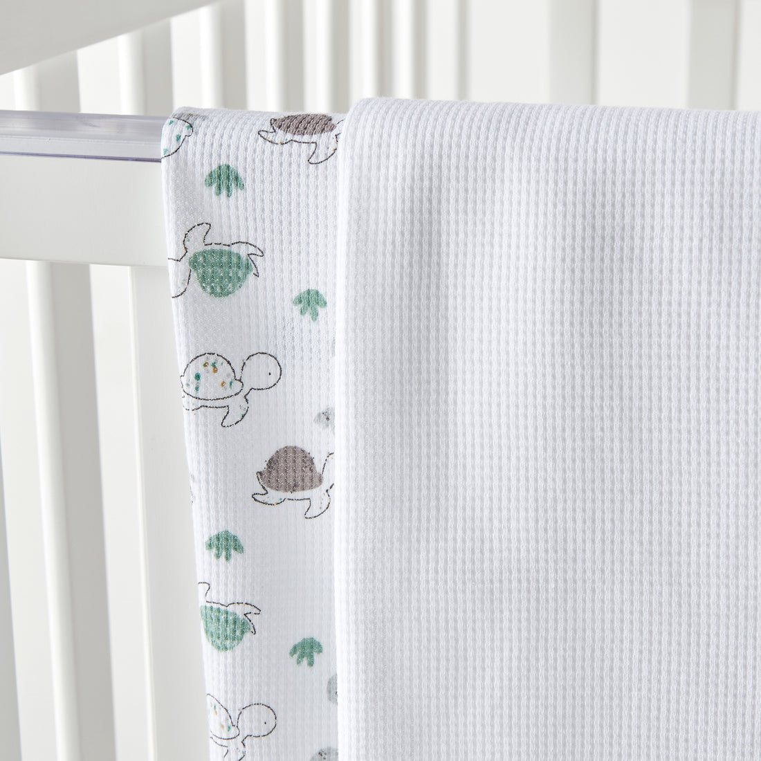 Juniors 2-Piece Turtle Print Receiving Blanket