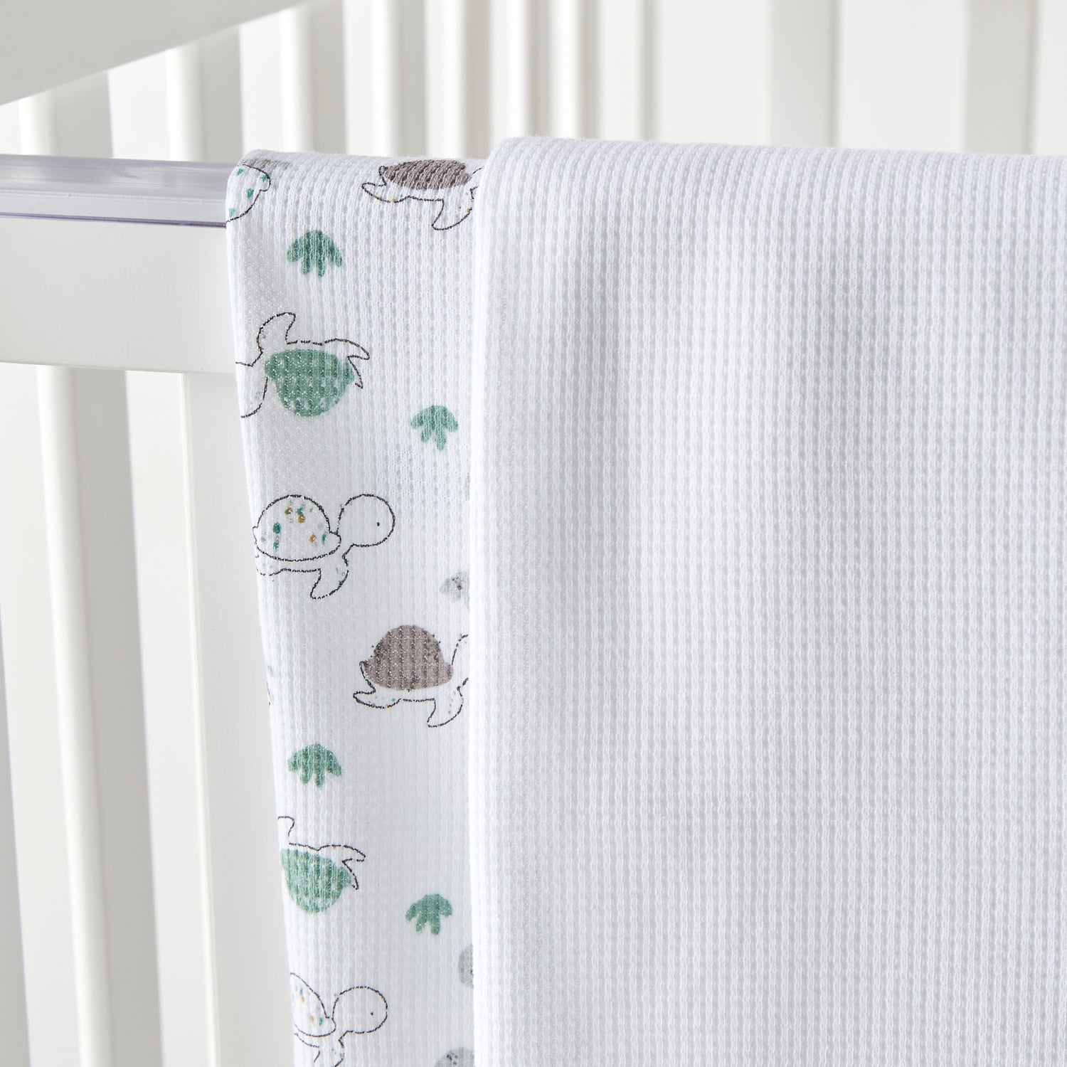 Juniors 2-Piece Turtle Print Receiving Blanket