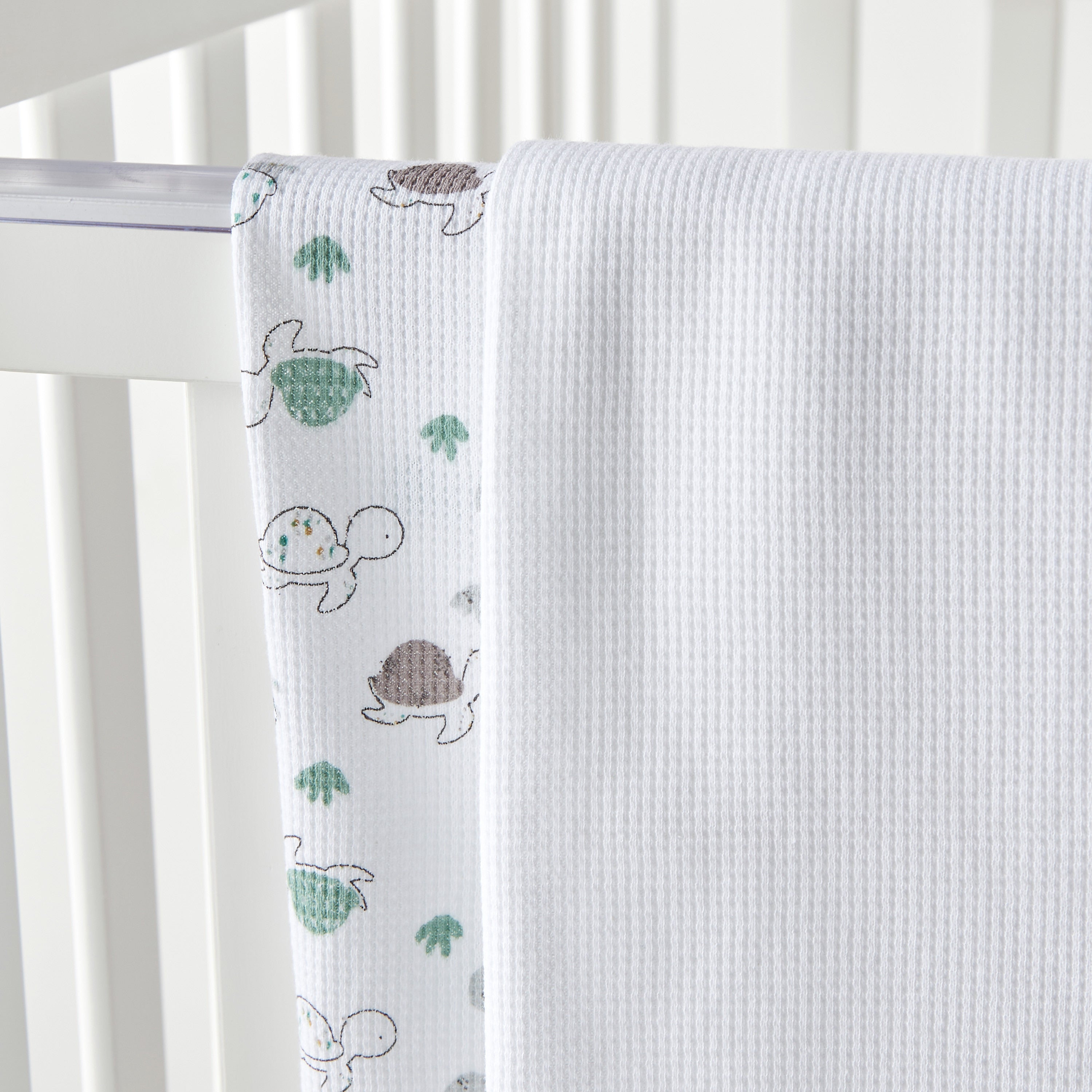Juniors 2-Piece Turtle Print Receiving Blanket