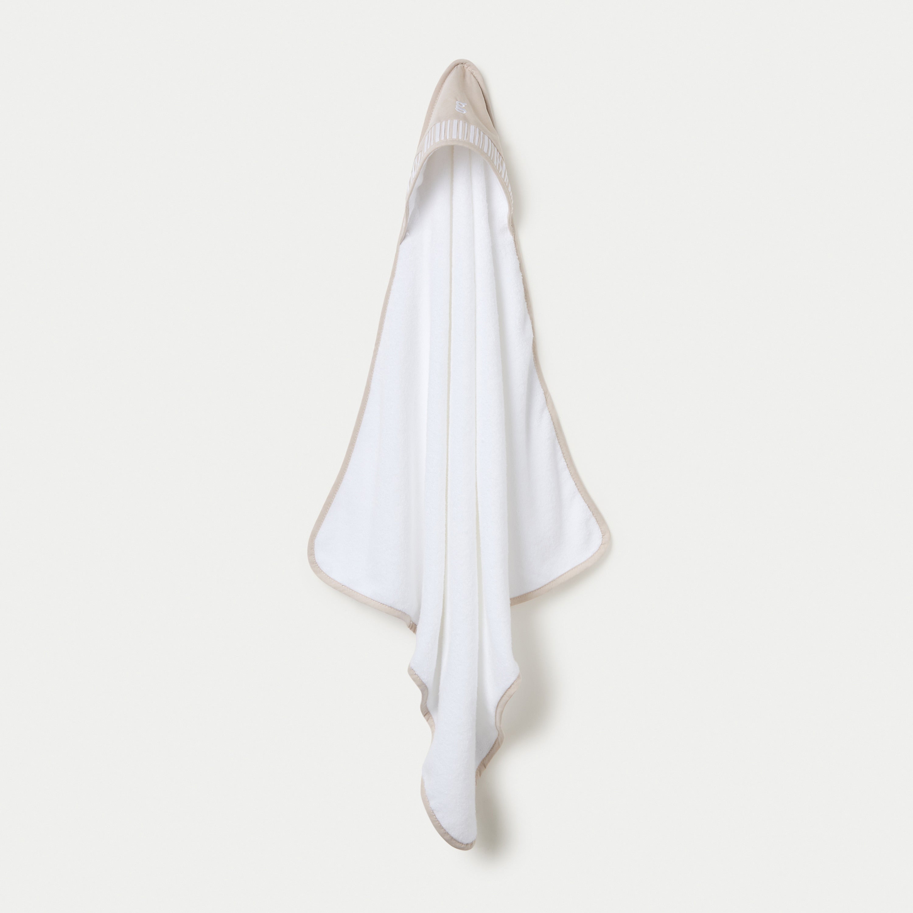 Giggles Embroidered Hooded Towel - 75x75 cm - HomeBabyBath &amp; CareTowels