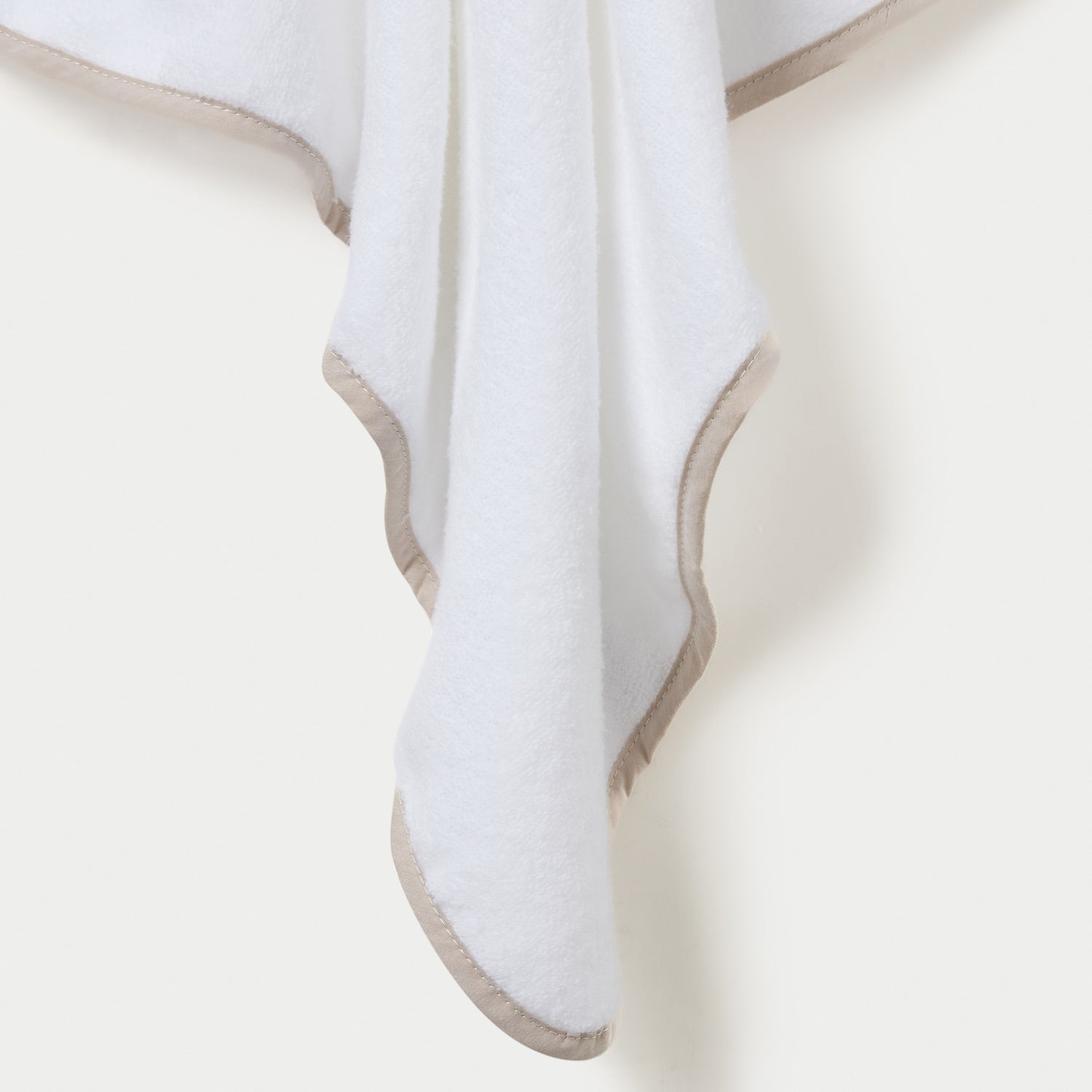 Giggles Embroidered Hooded Towel - 75x75 cm