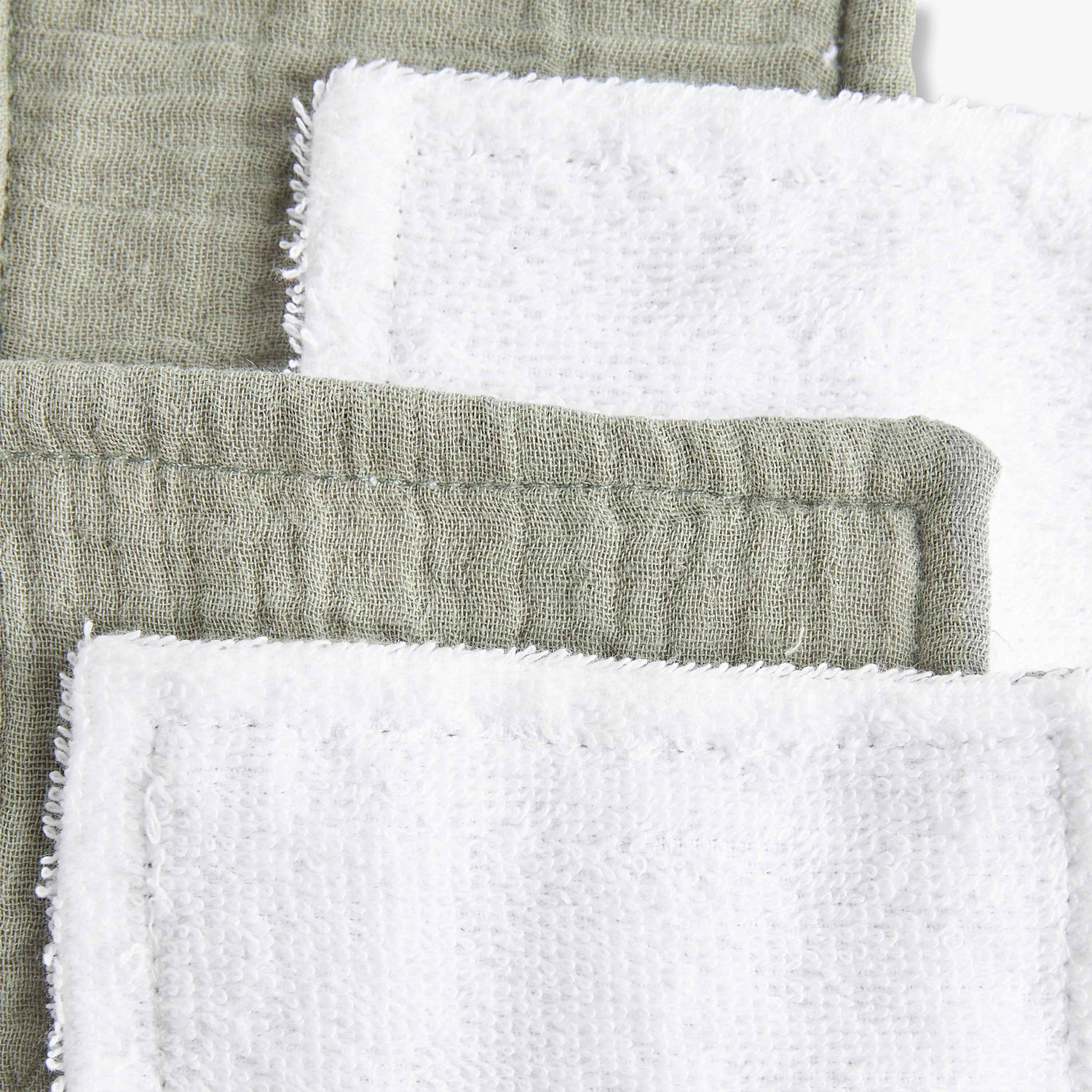 Pack of 4 Giggles 10x10 cm Baby Face Wipes with Soft Muslin