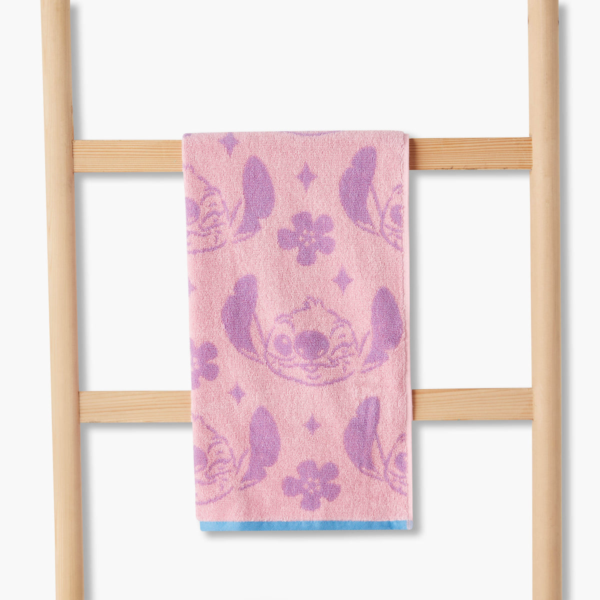 Disney Baby Towel with Stitch Texture