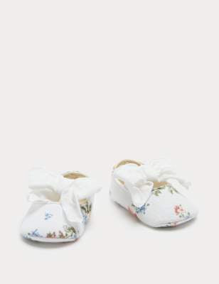 Baby Floral Ballet Pram Shoes (0-18 Mths)