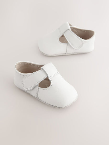 White T-Bar Baby Shoes (0-2mths)