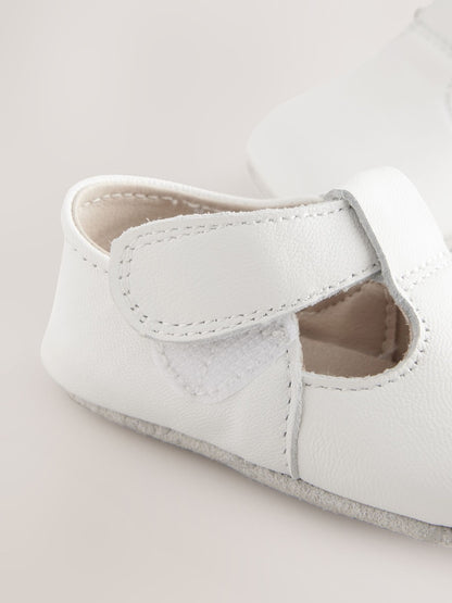 White T-Bar Baby Shoes (0-2mths)