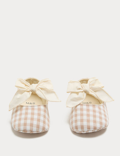 Check Bow Pram Shoes (0-18 Mths)
