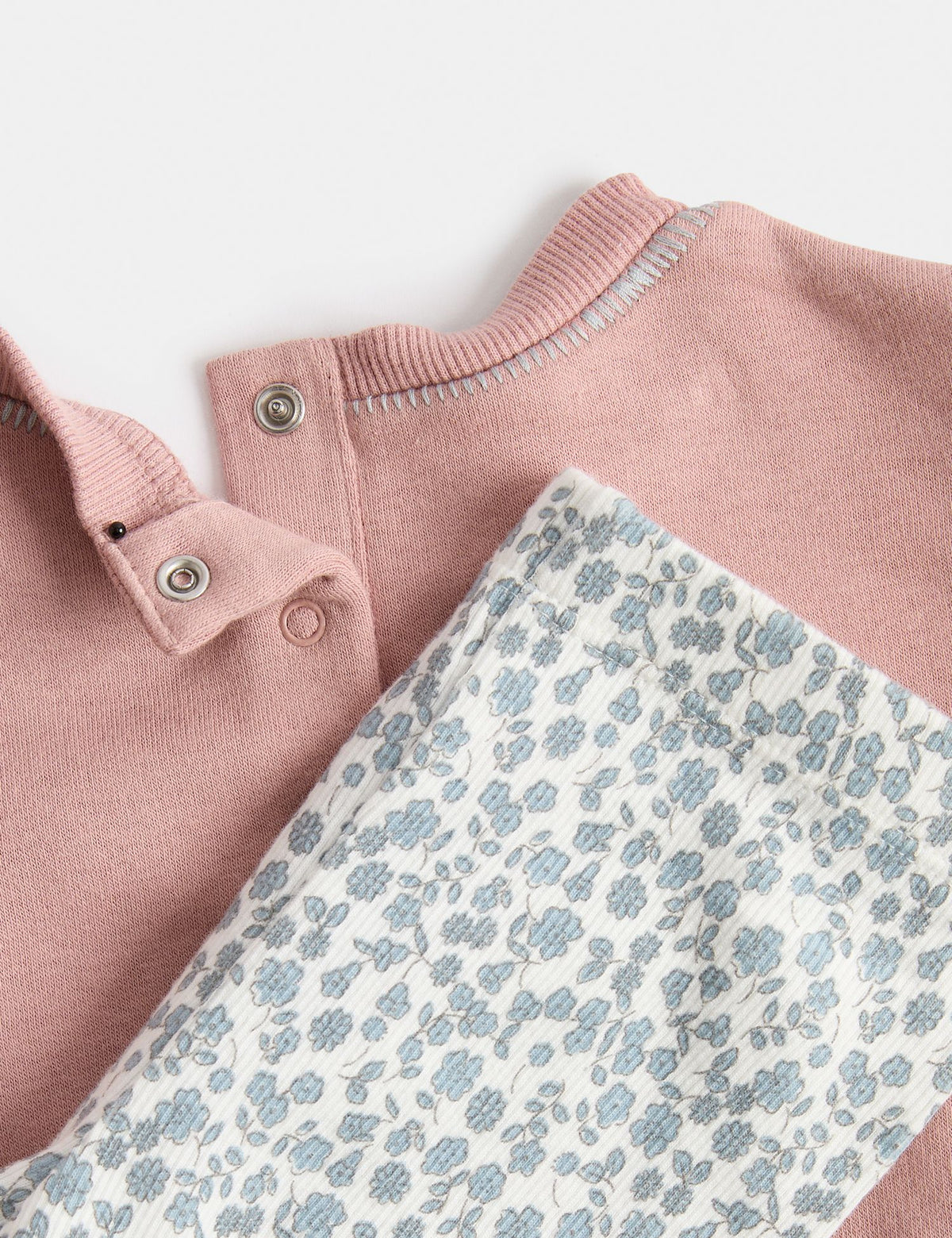 Peter Rabbit™ Cotton Rich Outfit (0-3 Yrs)