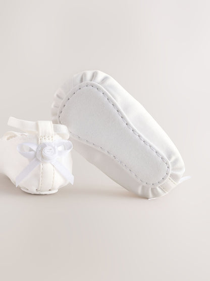 White Baby Bow Occassion Shoes (0-24mths) - Size Up To 3 Months (50 - 62cm)