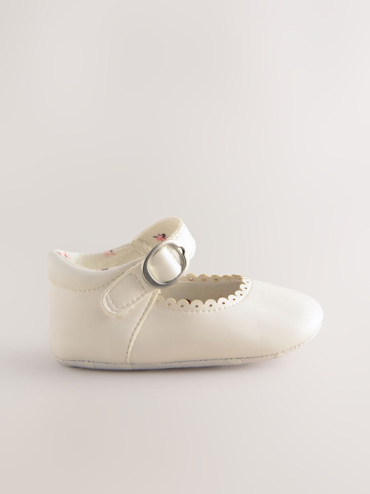 White Mary Jane Baby Shoes (0-24mths)