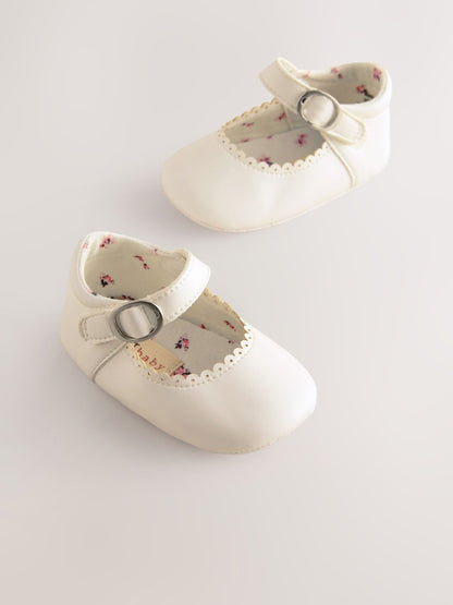 White Mary Jane Baby Shoes (0-24mths)