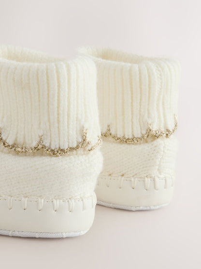 Baby Girls Scallop Edge Knitted Padders Booties with Bow