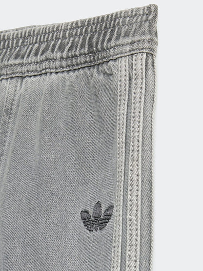 adidas Originals White Long Sleeve Infant Kids T-Shirt and Denim Leggings Set