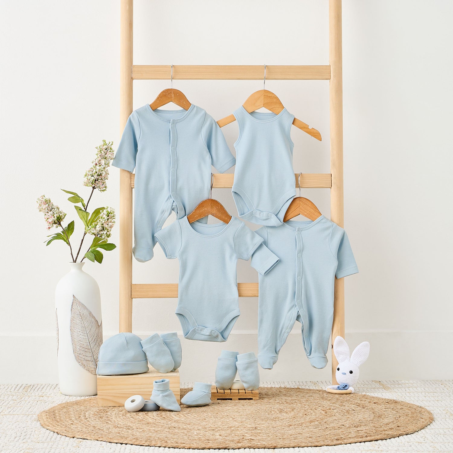 Set of 8 Juniors Clothing Gift Set with Snap Button Closure