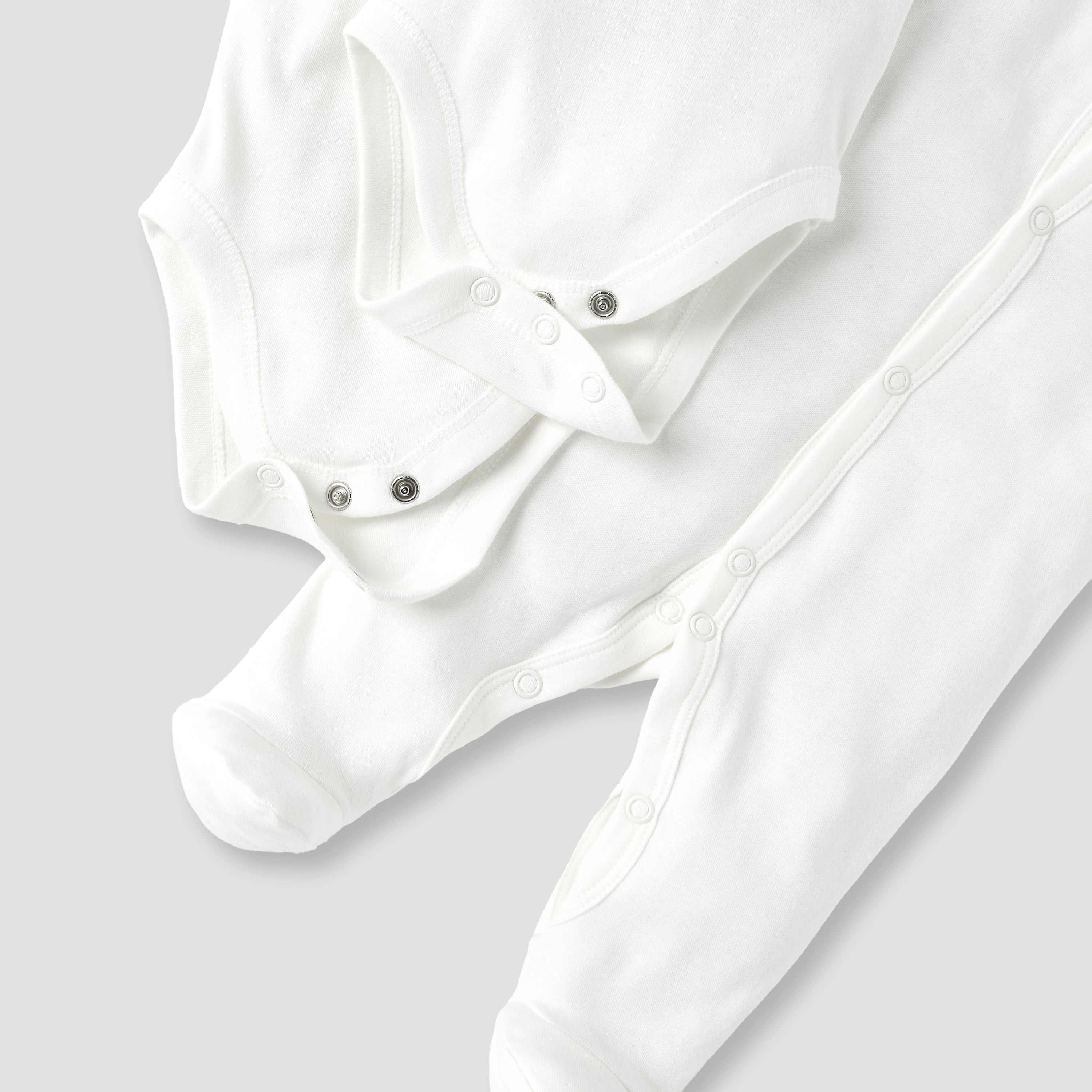Juniors Solid 8-piece Apparel Set