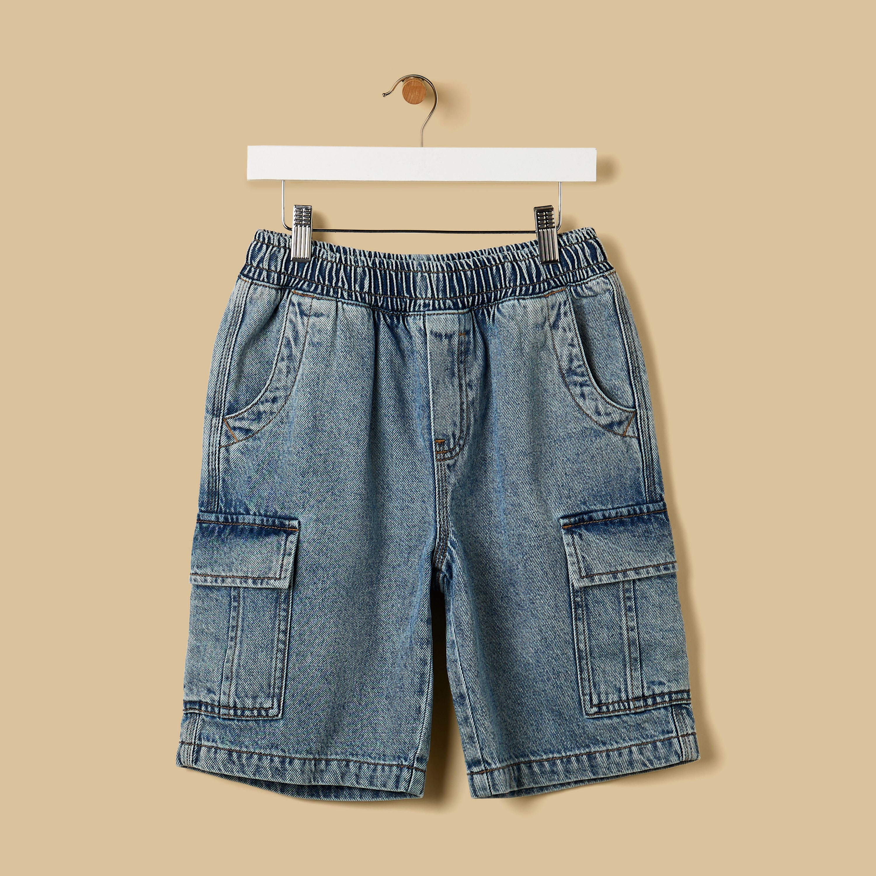 Graffiti Print Cotton T-shirt and Denim Cargo Shorts Set
