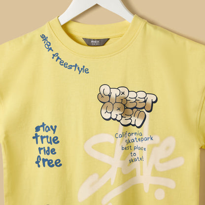 Graffiti Print Cotton T-shirt and Denim Cargo Shorts Set