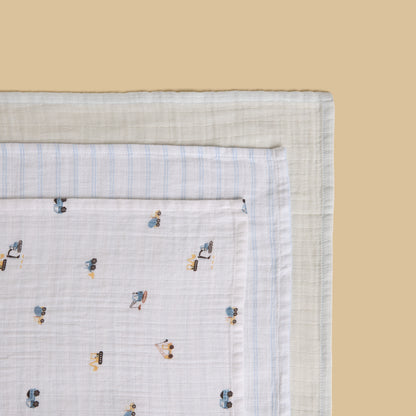 Pack of 3 - Tractor Print Muslin Cloth