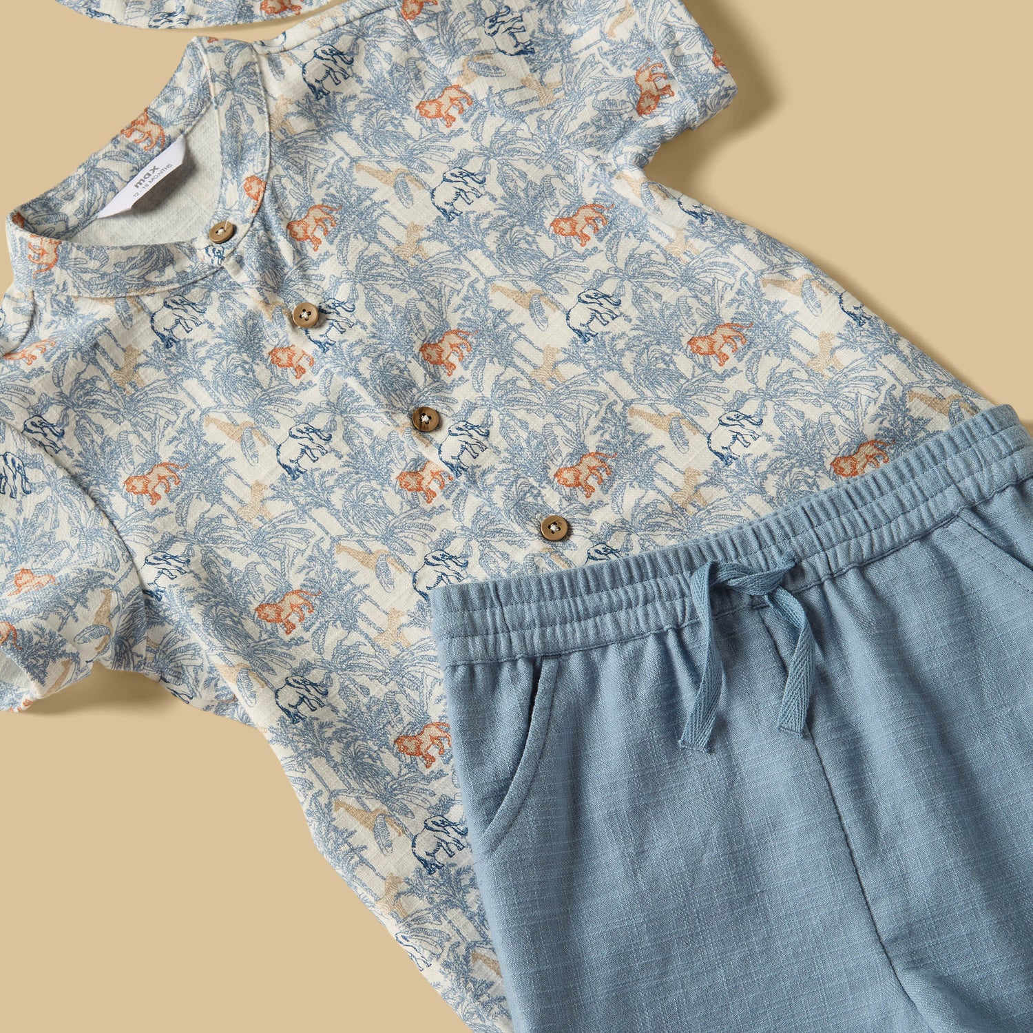 Safari Print Shirt with Shorts and Hat